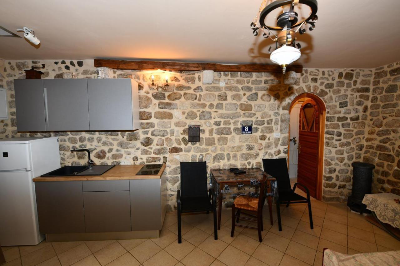 Zupan B Studio Apartman Krk Krk Town Eksteriør billede