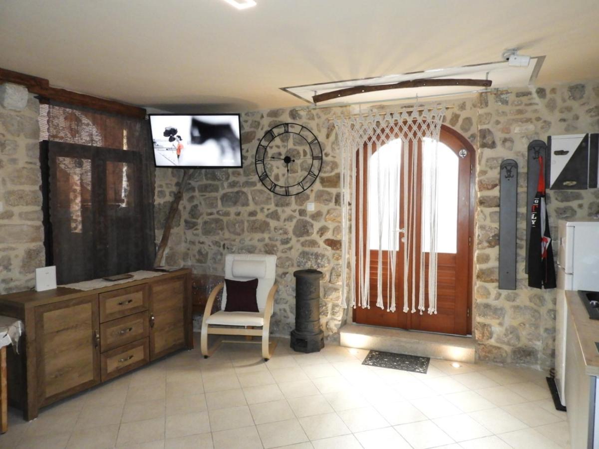 Zupan B Studio Apartman Krk Krk Town Eksteriør billede